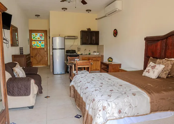 Casa Lía - En El Corazón De *